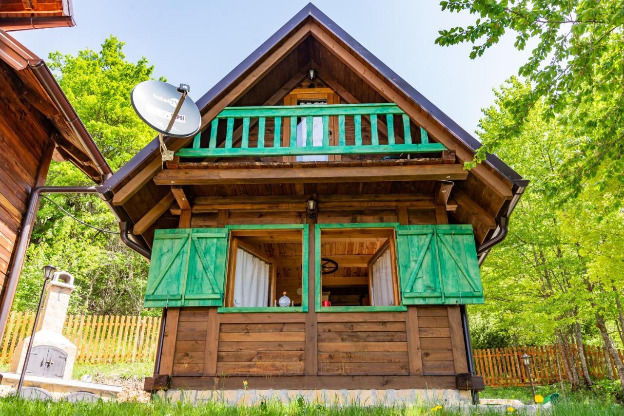Drvene Kuce Suska - Wooden Houses Suska Zaovine Ngoại thất bức ảnh