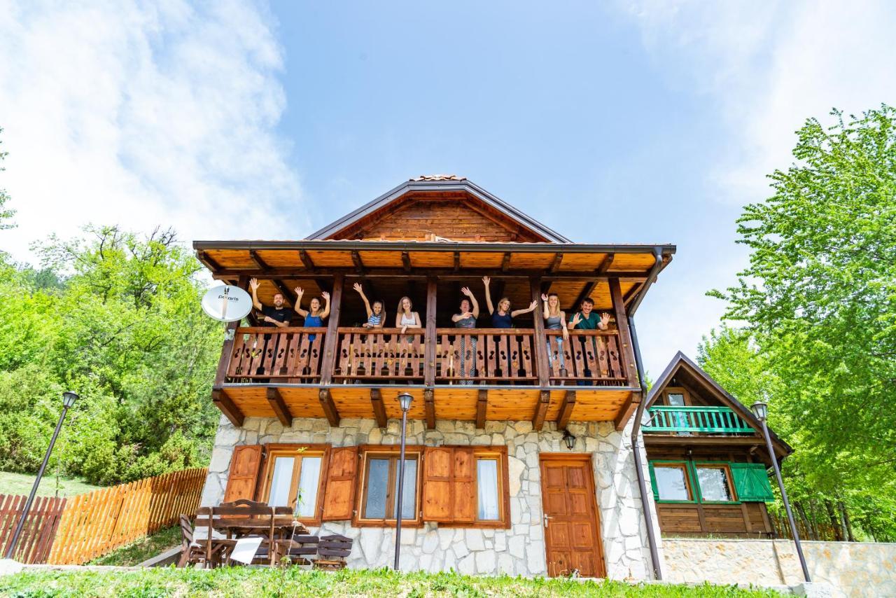 Drvene Kuce Suska - Wooden Houses Suska Zaovine Ngoại thất bức ảnh