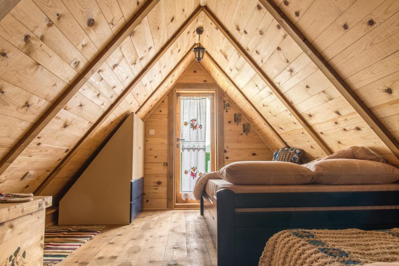 Drvene Kuce Suska - Wooden Houses Suska Zaovine Ngoại thất bức ảnh