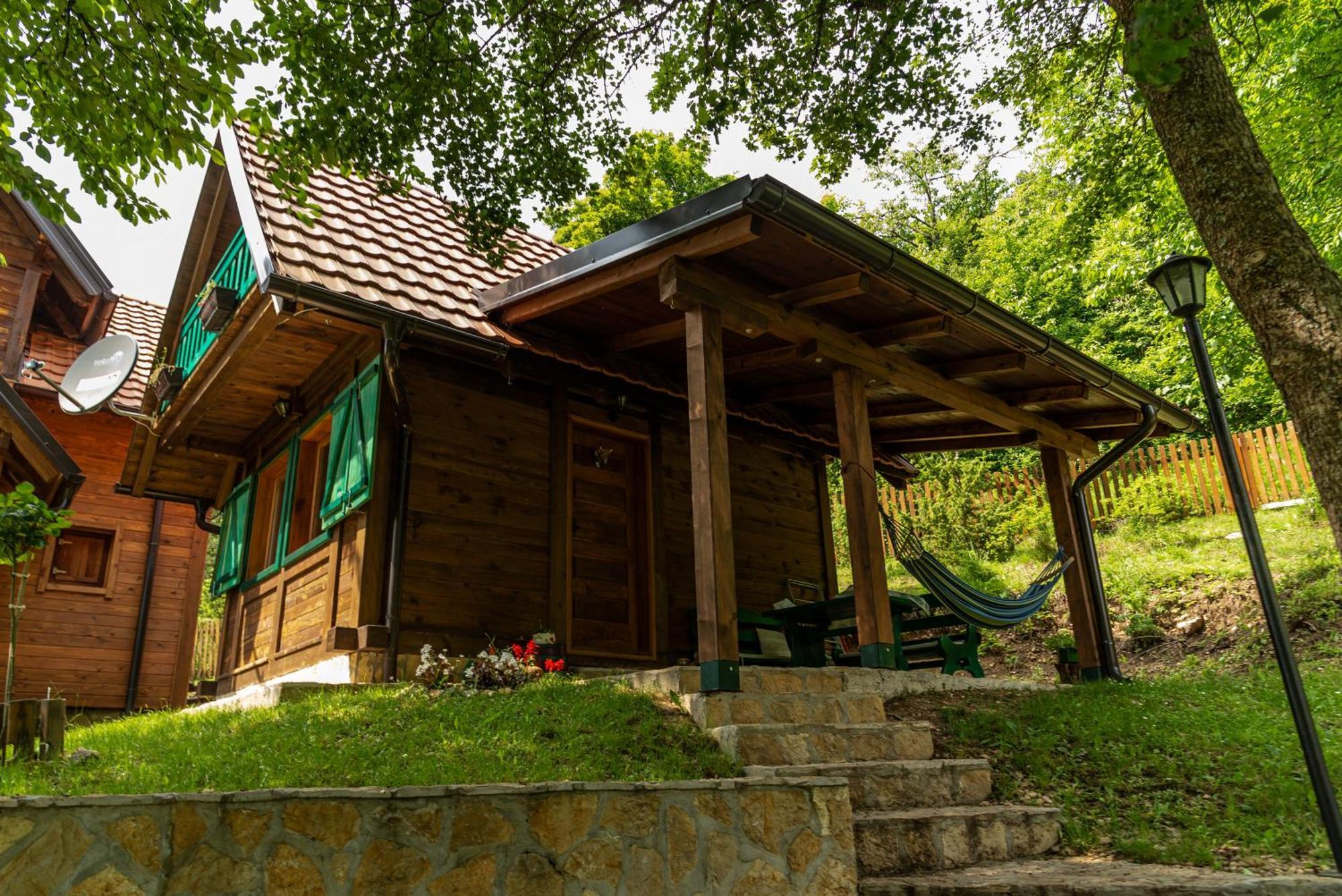 Drvene Kuce Suska - Wooden Houses Suska Zaovine Ngoại thất bức ảnh